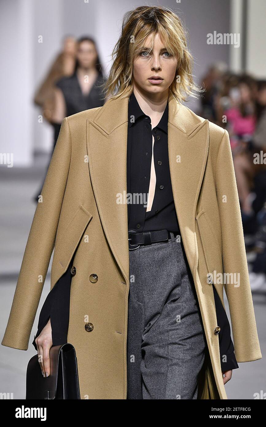 Model Edie Campbell walks on the runway during the Michael Kors Fashion ...