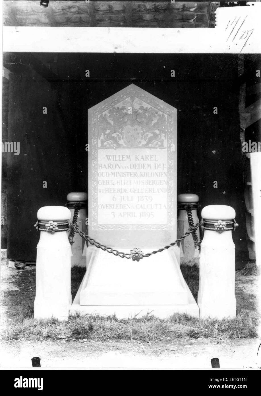 Photograph of the grave monument of Willem Karel van Dedem Cuypershuis 0686 (025). Stock Photo