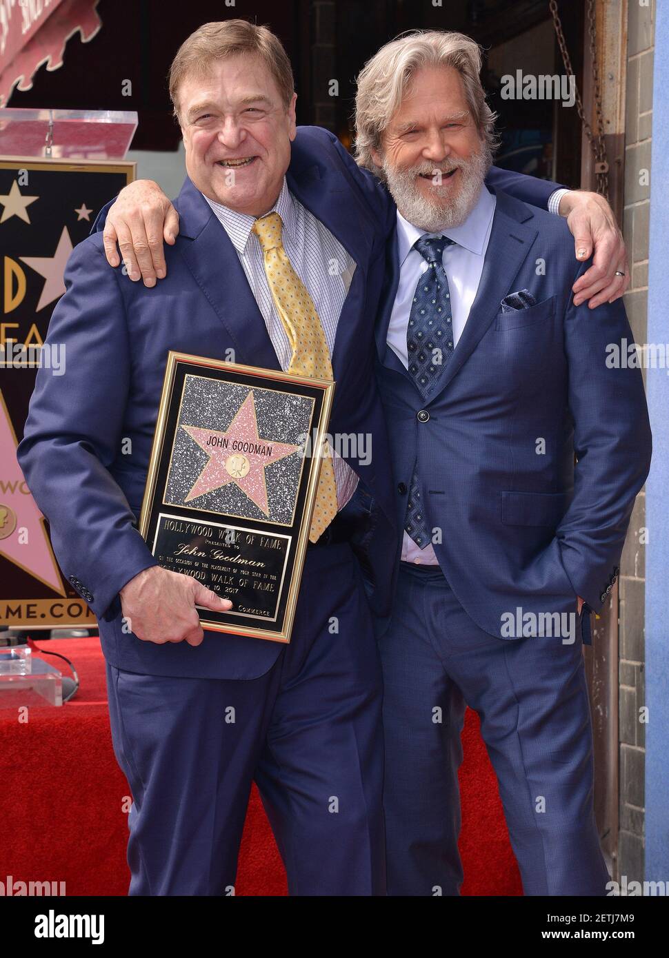 (L-R) John Goodman and Jeff Bridges at the John Goodman Star On The ...