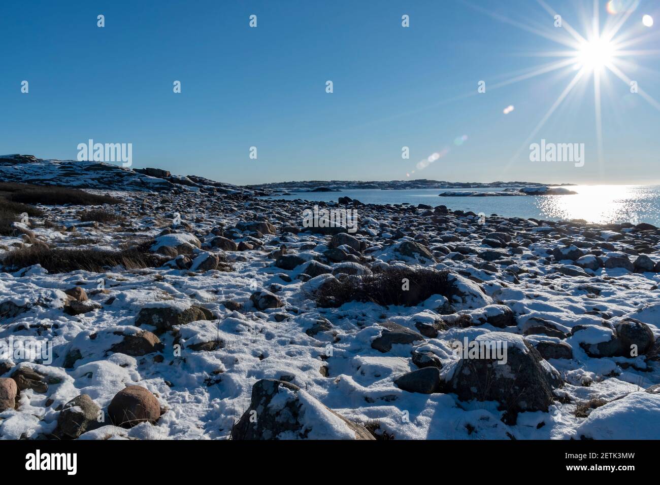 Summer Rays Winter Rays Frozen sea in rays hi-res stock photography and images - Alamy