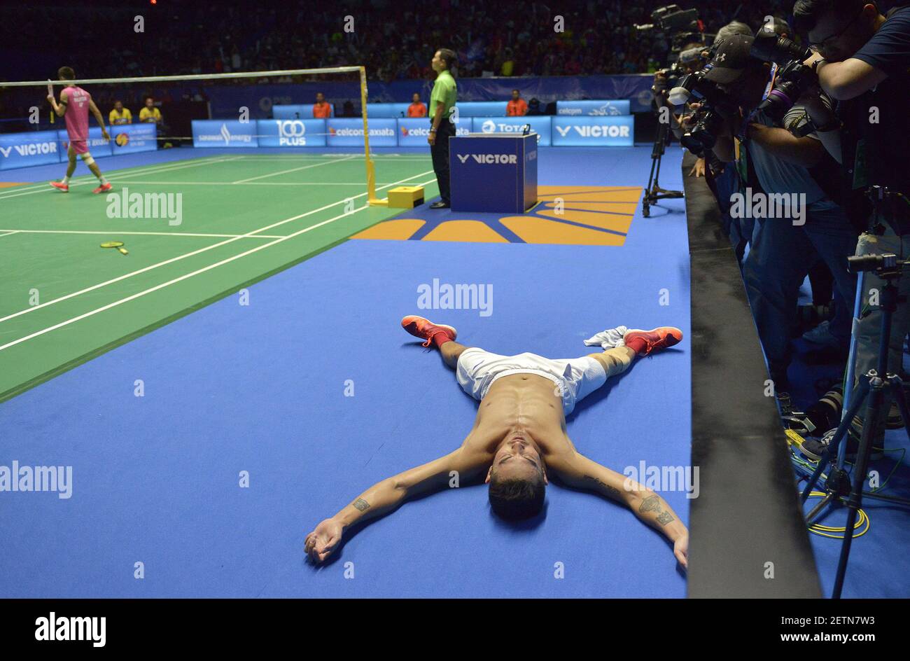 170409) -- KUCHING, April 9, 2017 (Xinhua) -- China's Lin Dan