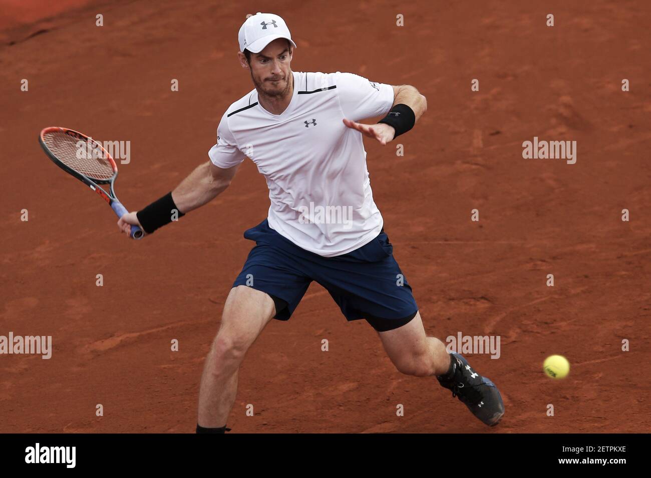 British Andy Murray hits the ball during the ATP 2017 Barcelona Open Round  of 16 match against Spanish Feliciano Lopez at the Reial Club de Tenis in  Barcelona, Spain, April 27, 2017.