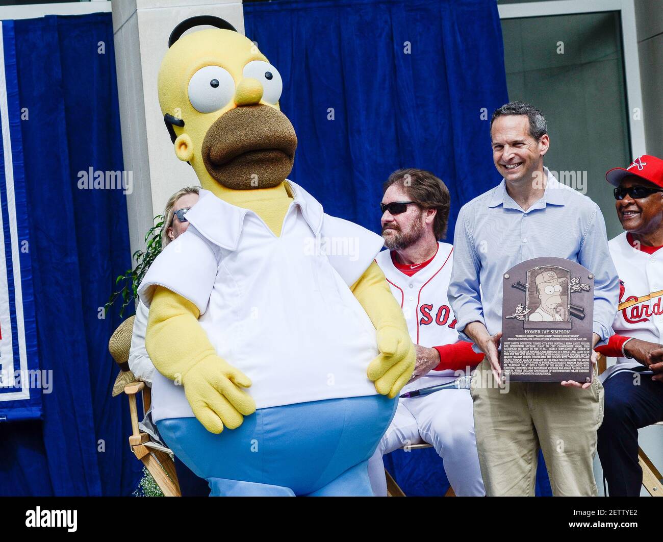 COOPERSTOWN, NY MAY 27 Homer Simpson accepts his induction into The