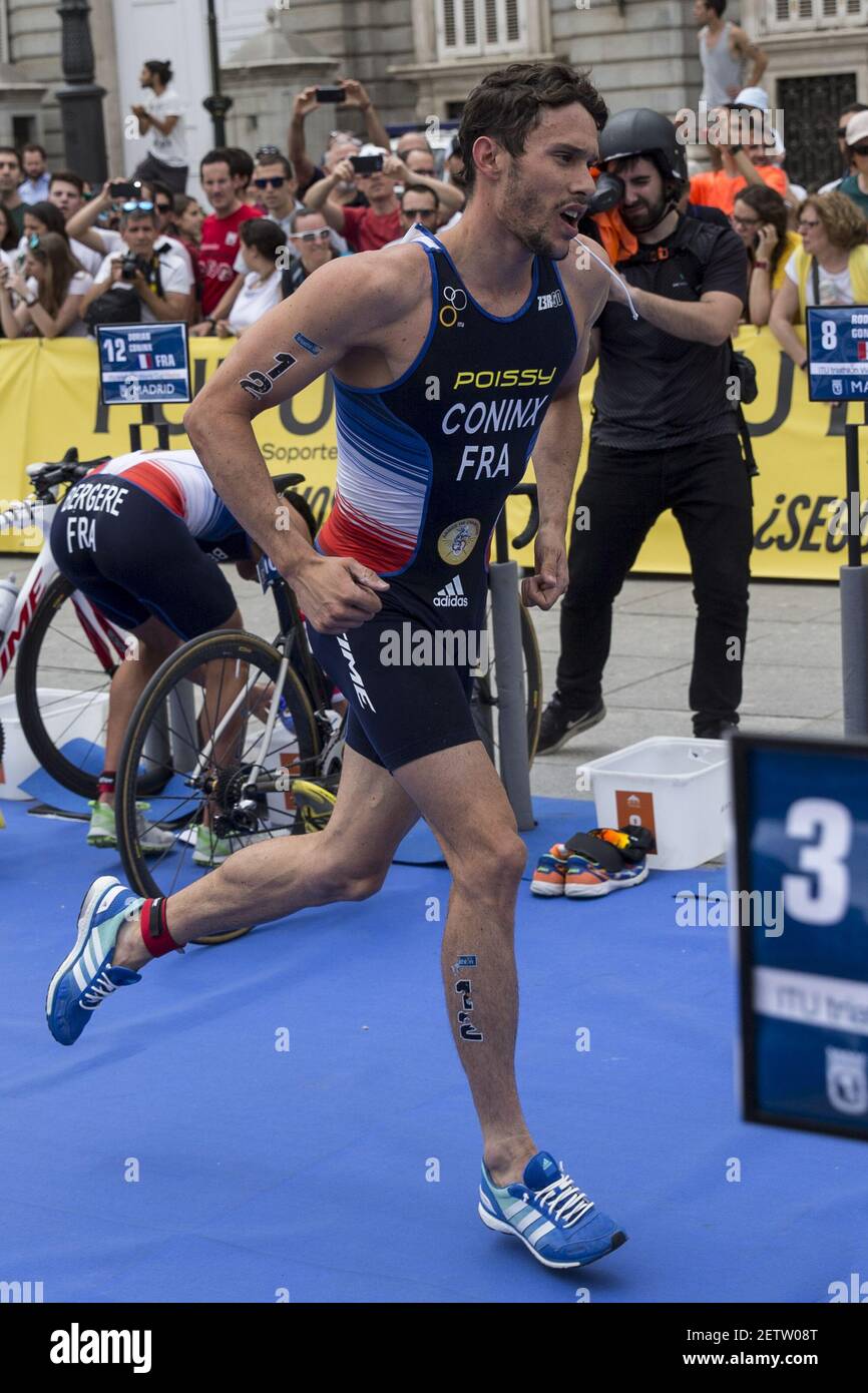 Dorian Coninx of France during the 2017 Madrid ITU Triathlon World Cup in  Madrid, May 28, 2017. Spain.. (Photo by Rodrigo Jimenez) *** Please Use  Credit from Credit Field *** Stock Photo - Alamy