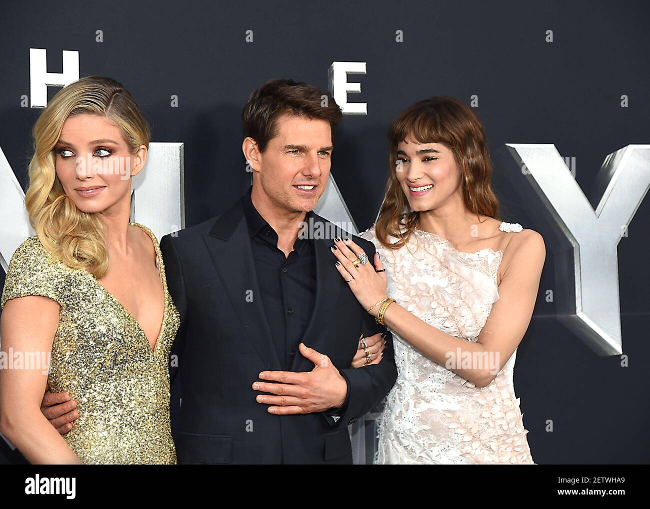 Annabelle Wallis Tom Cruise And Sofia Boutella Attend The Mummy annabelle-wallis-tom-cruise-and-sofia-boutella-attend-the-mummy