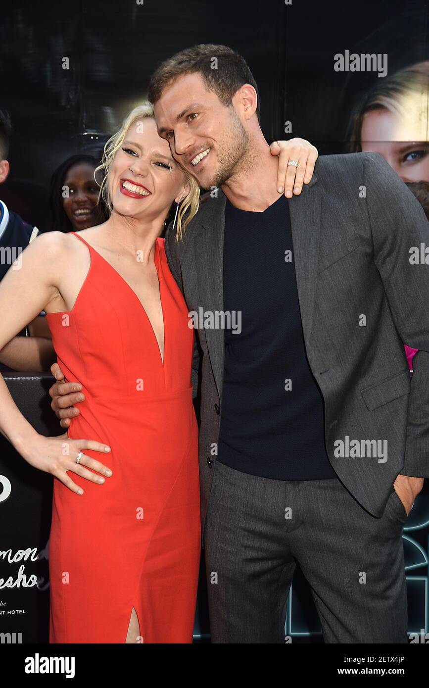 Kate McKinnon and Ryan Cooper attends the "Rough Night" World Premiere