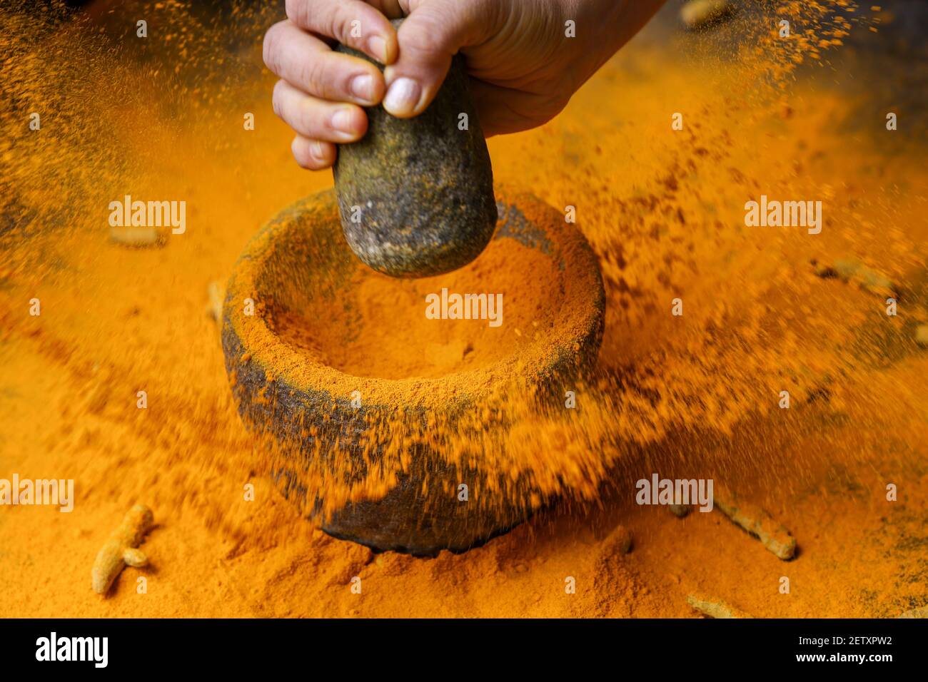 Indian stone mortar hires stock photography and images Alamy