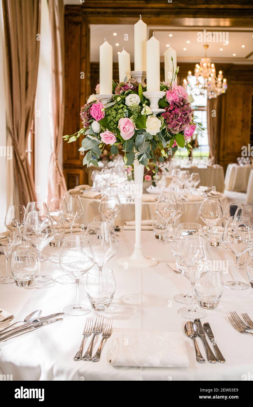 Table setting for a Wedding Stock Photo Alamy