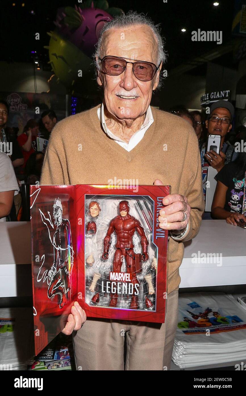 JULY 20 - SAN DIEGO: Marvel Comics legend, Stan Lee, surprised fans at the  Hasbro Toy Shop booth to autograph HASBRO'S MARVEL Convention Exclusives at  Comic-Con International in San Diego, July 20,