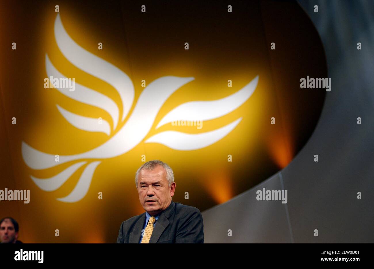 LORD RAZZALL SPEAKS TO THE LIB DEM CONFERENCE.21.9.04 PILSTON Stock Photo