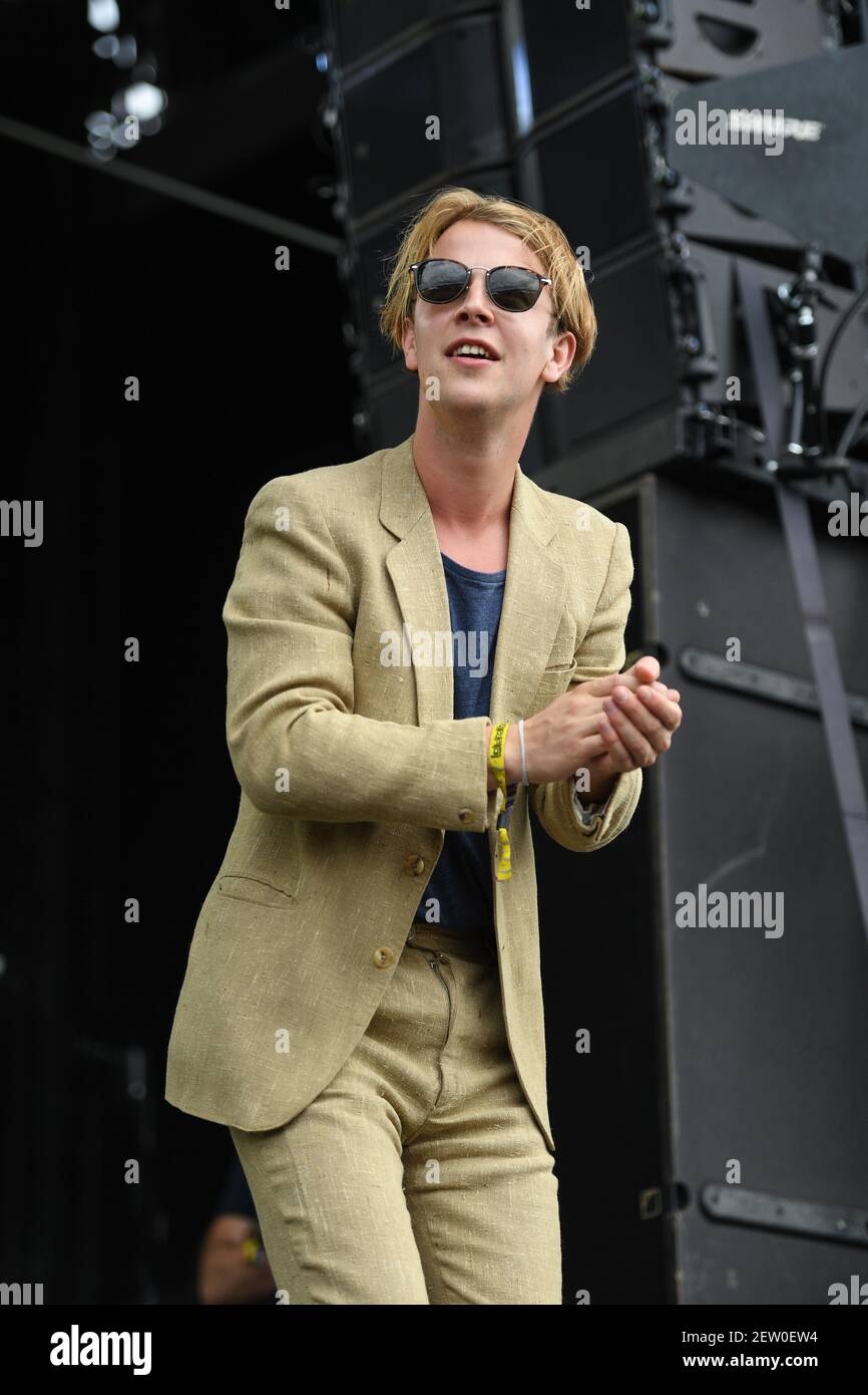 Tom Odell perform at Lollapalooza Paris on July 22, 2017 at Hippodrome de  Longchamp, Paris. (Photo by Lionel Urman) *** Please Use Credit from Credit  Field *** Stock Photo - Alamy