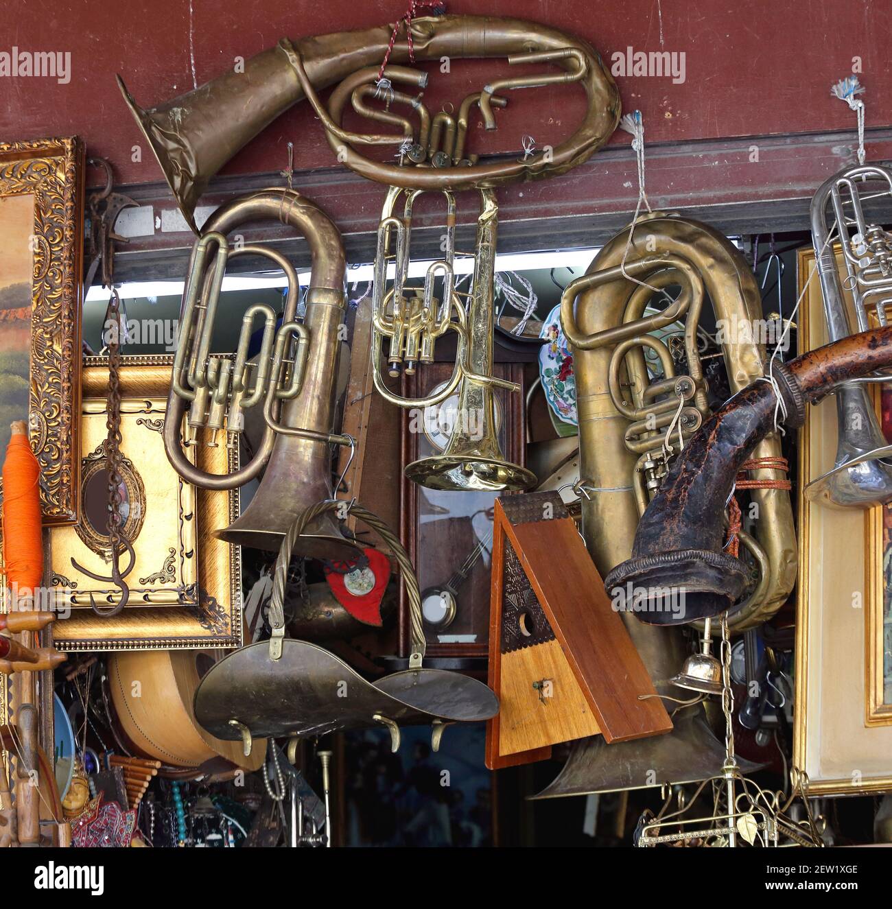 Brass musical instruments hires stock photography and images Alamy