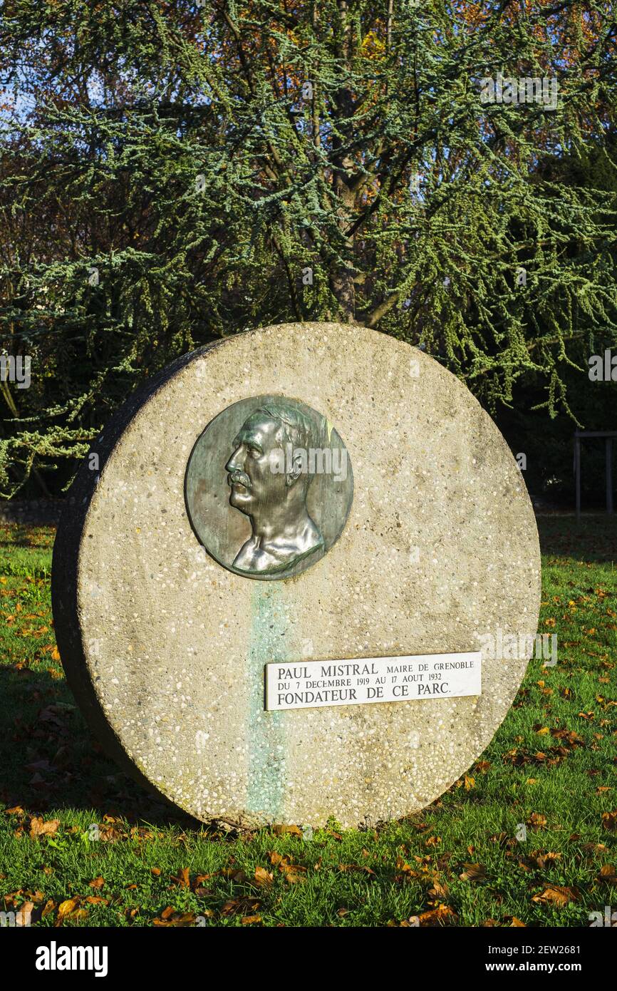 France, Isere, Grenoble, Paul Mistral park, stele in tribute to Paul Mistral, mayor of Grenoble between 1919 and 1932 Stock Photo