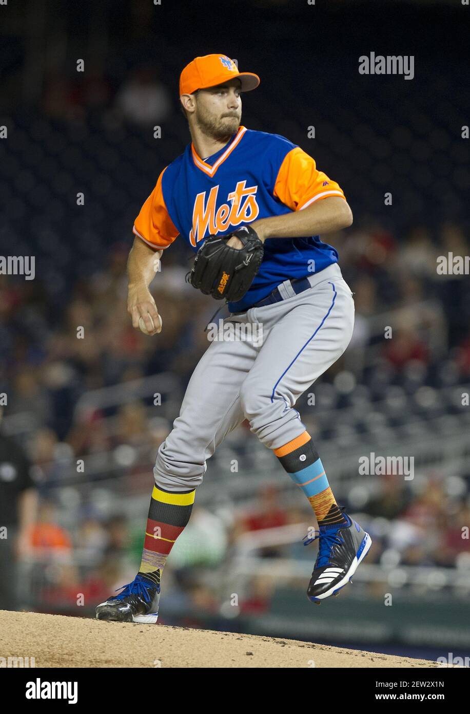 New York Mets starting pitcher Seth Lugo (67) pitches in the first