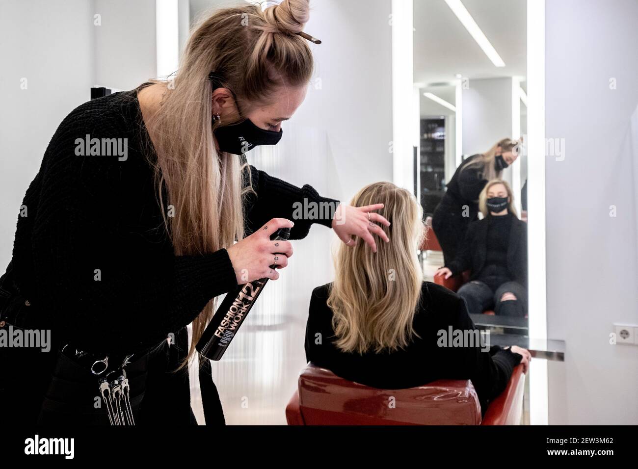 Wachttijd hires stock photography and images Alamy