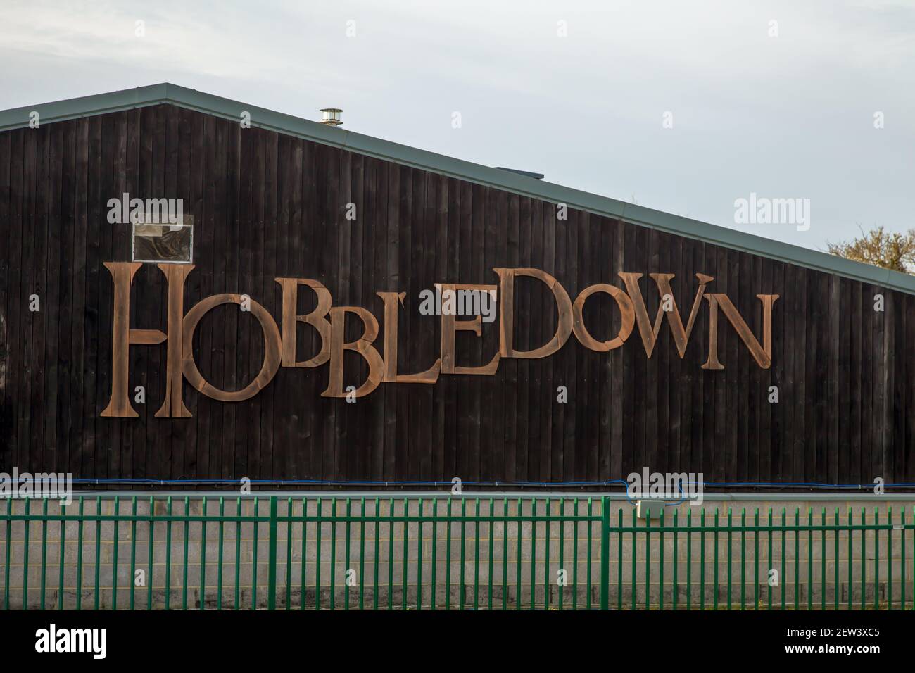 Hobbledown Adventure Farm Park And Zoo Sign Hobbledown Adventure Farm Park and Zoo, Surrey, UK, closed February 2021 winter Stock Photo