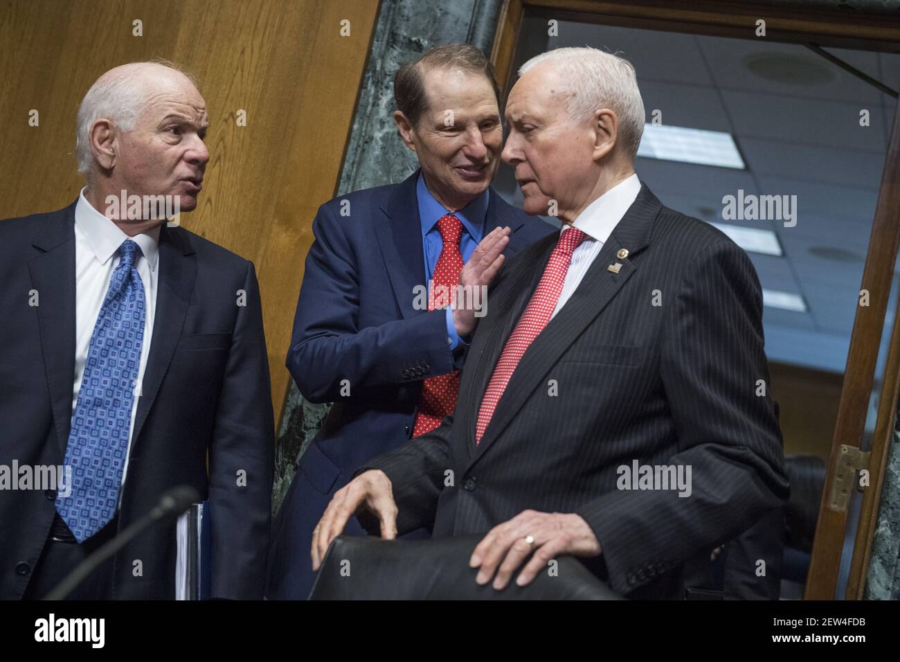 Orrin Benjamin UNITED STATES - SEPTEMBER 14: From left, Sens. Ben Cardin, D-Md., Ron ...