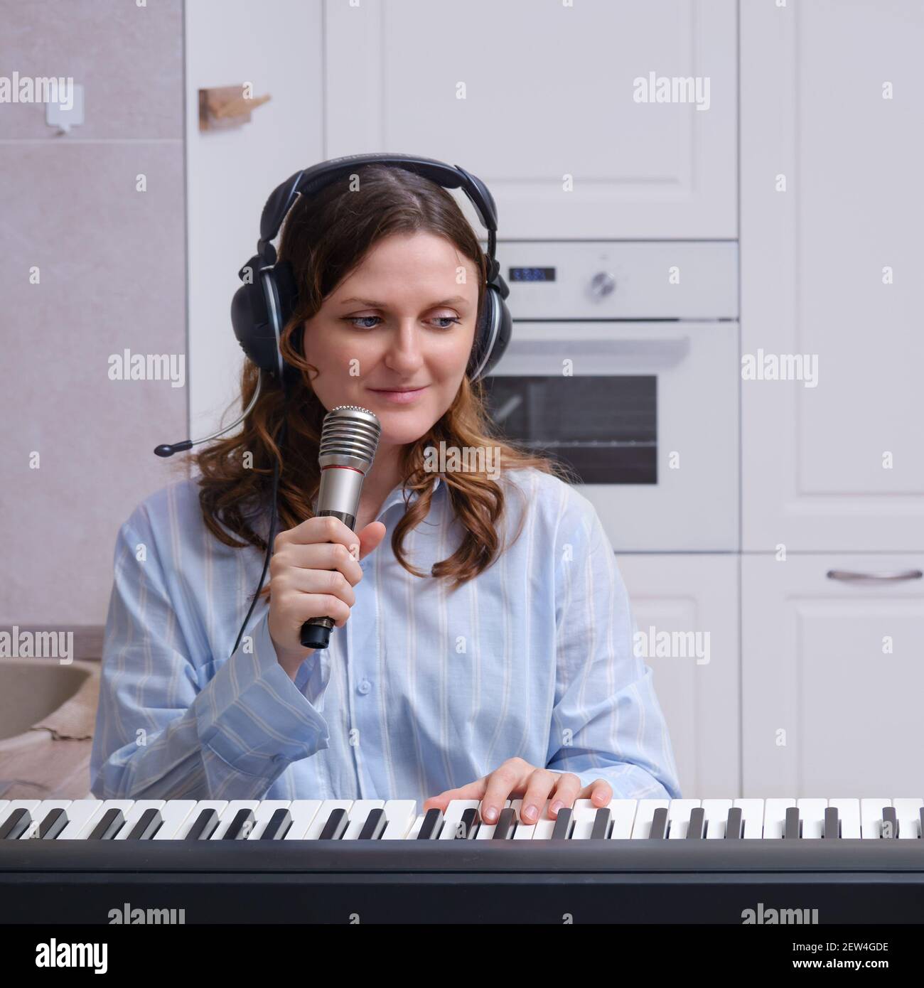 Electric piano store with headphones
