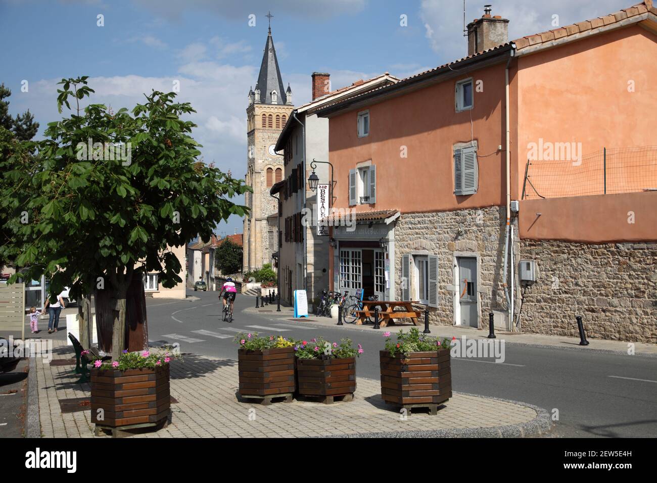 The centre of the wine village of Lancie in the Beaujolais region. Rhône, Rhône-Alpes, France Stock Photo