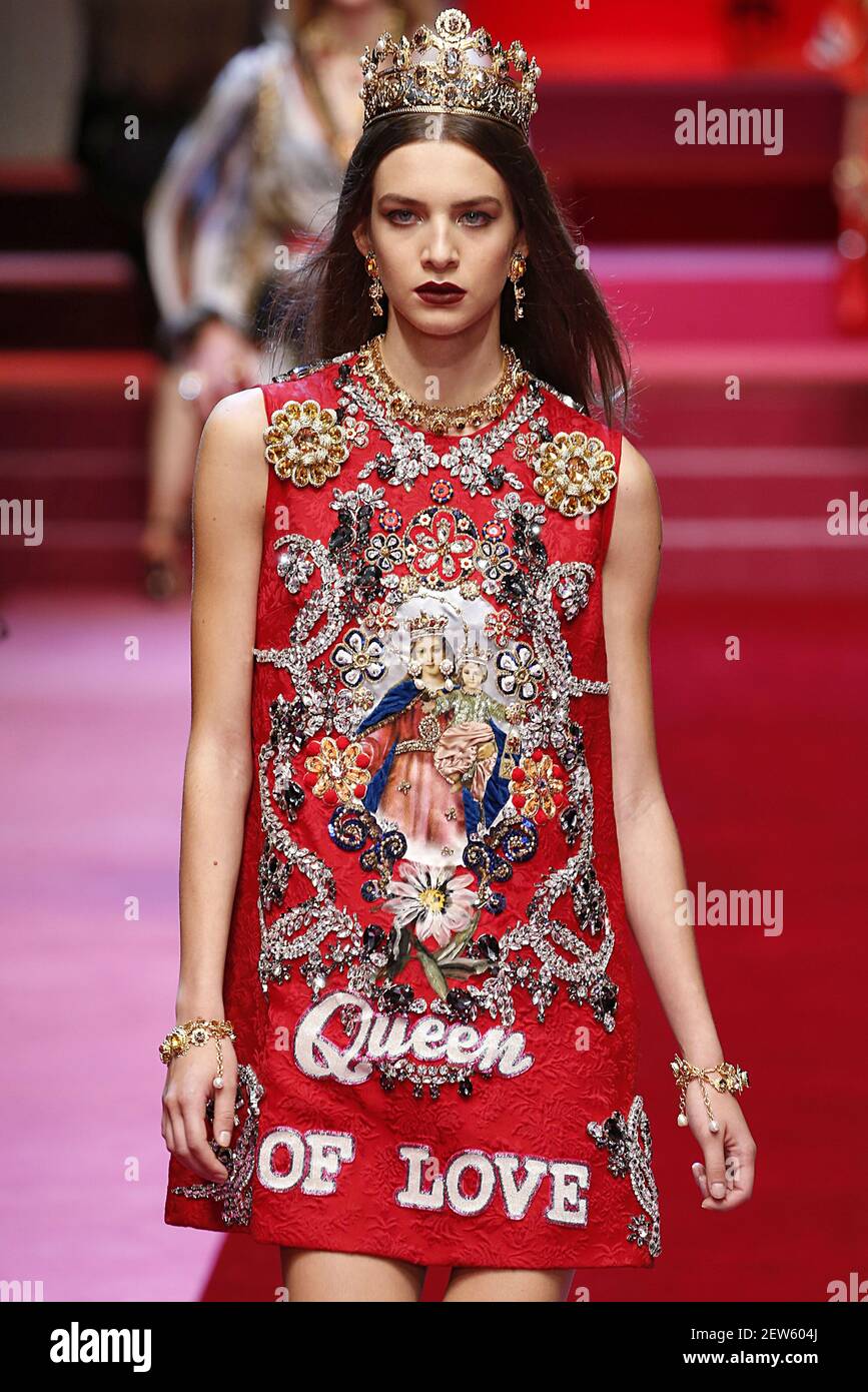 Model Diletta Paci walks on the runway during the Dolce & Gabbana Fashion  Show during Milan Fashion Week Spring Summer 2018 held in Milan, Italy on  September 24, 2017. (Photo by Jonas