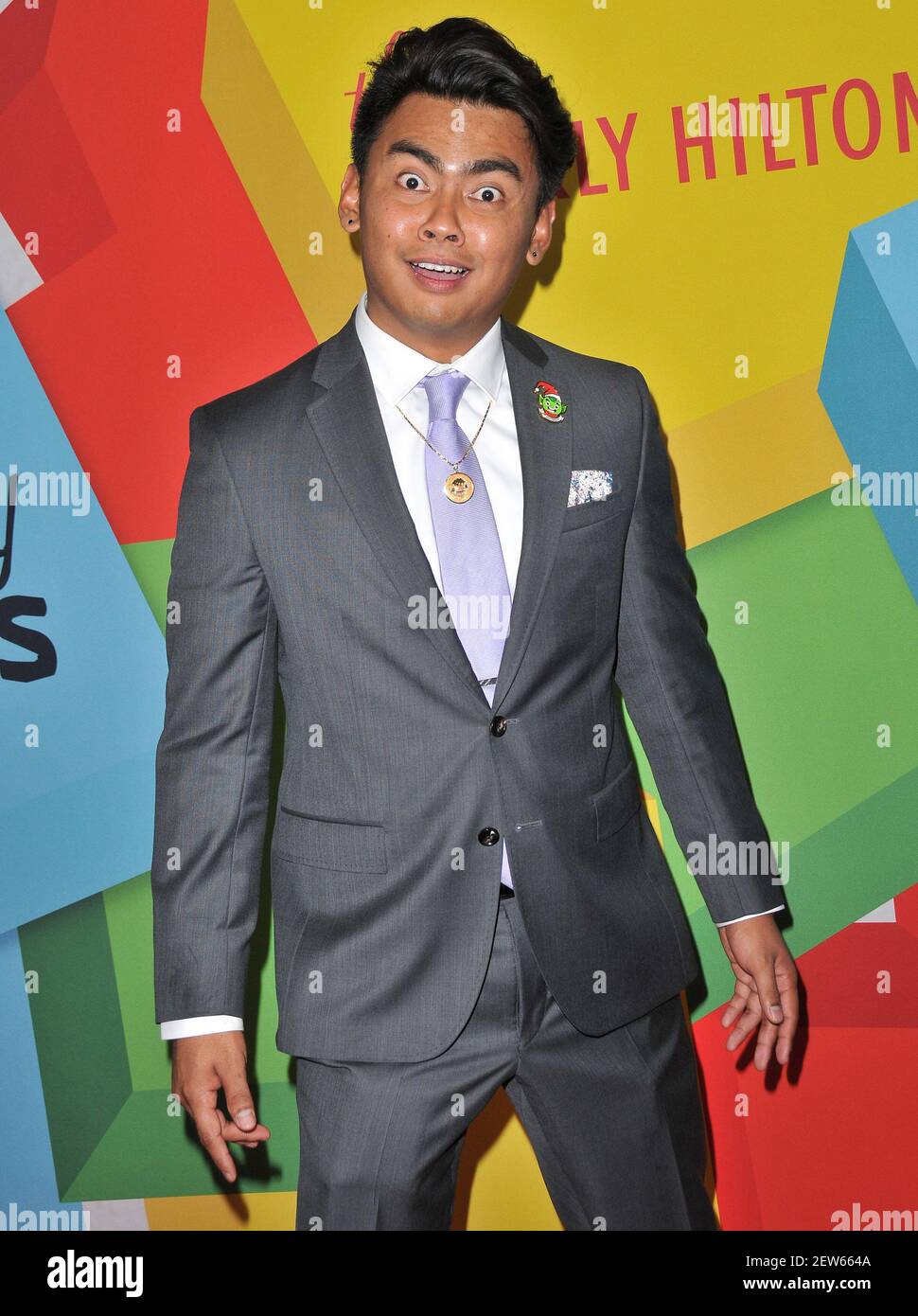 Roi Fabito aka Guava Juice arrives at The 7th Annual Streamy Awards