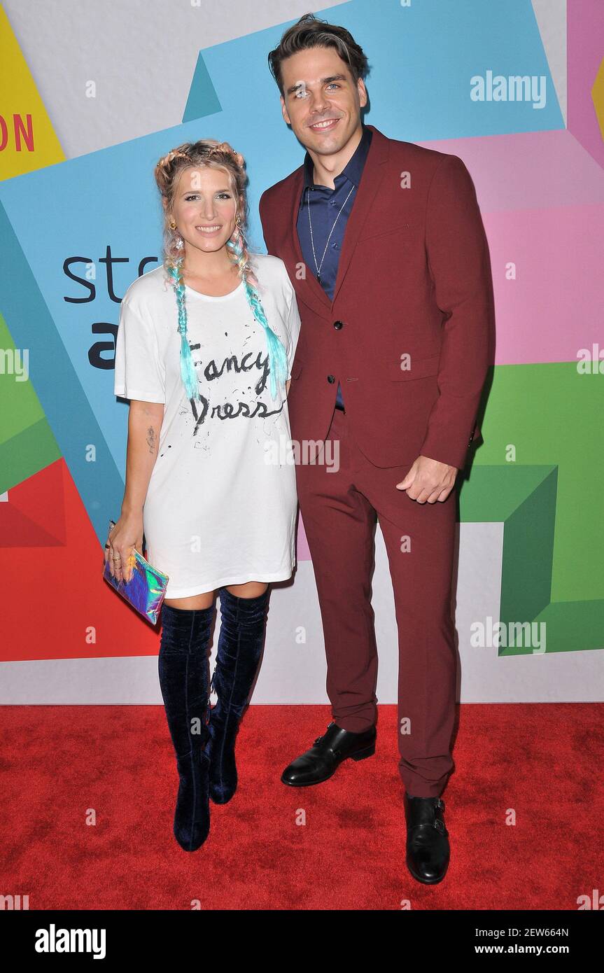 (L-R) Kate Albrecht and Joey Zehr arrives at The 7th Annual Streamy