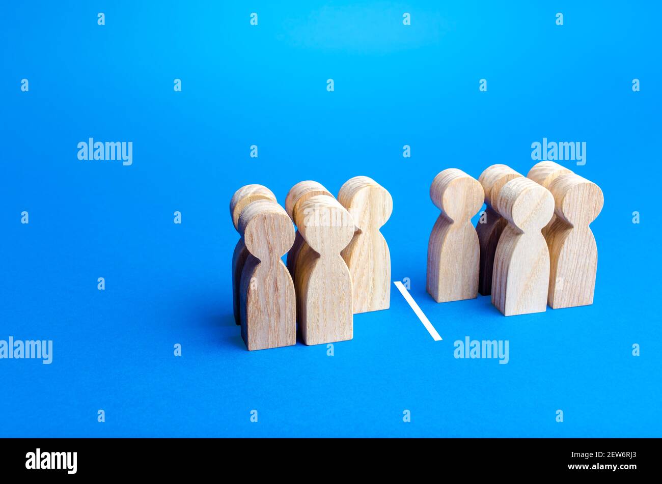 Five out of ten people separated by a line. Visualization of statistical data. 50% of 100%. Half and half. Dividing people into two groups on differen Stock Photo