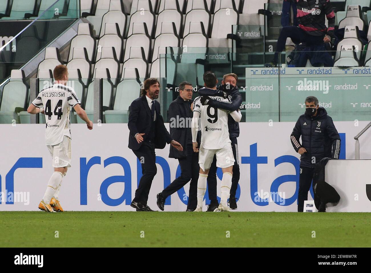 Pirlo celebrates hi-res stock photography and images - Page 2 - Alamy, image size:1300x956