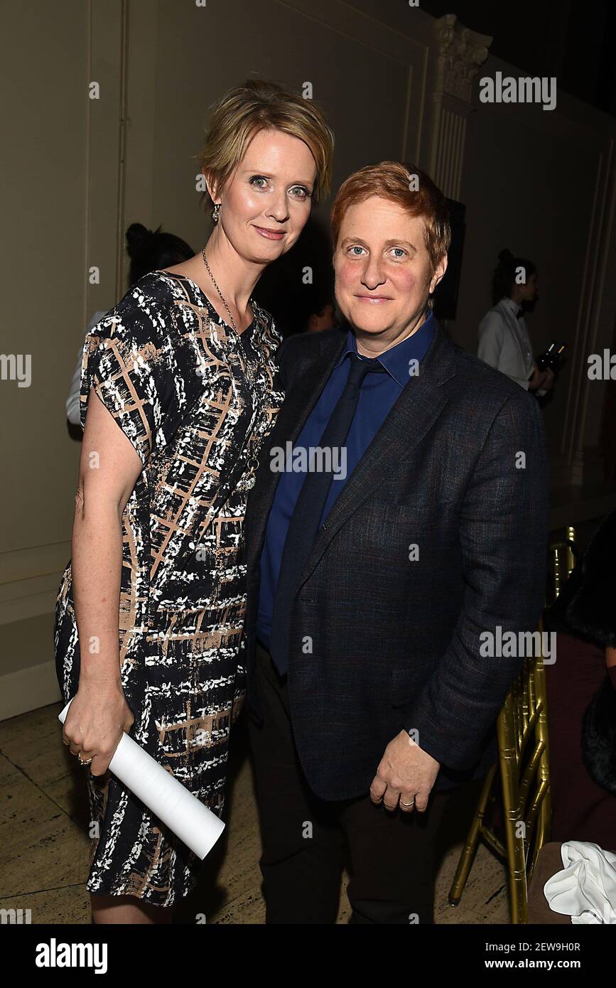 Master of Ceremonies Cynthia Nixon and wife Christine Marinoni attend