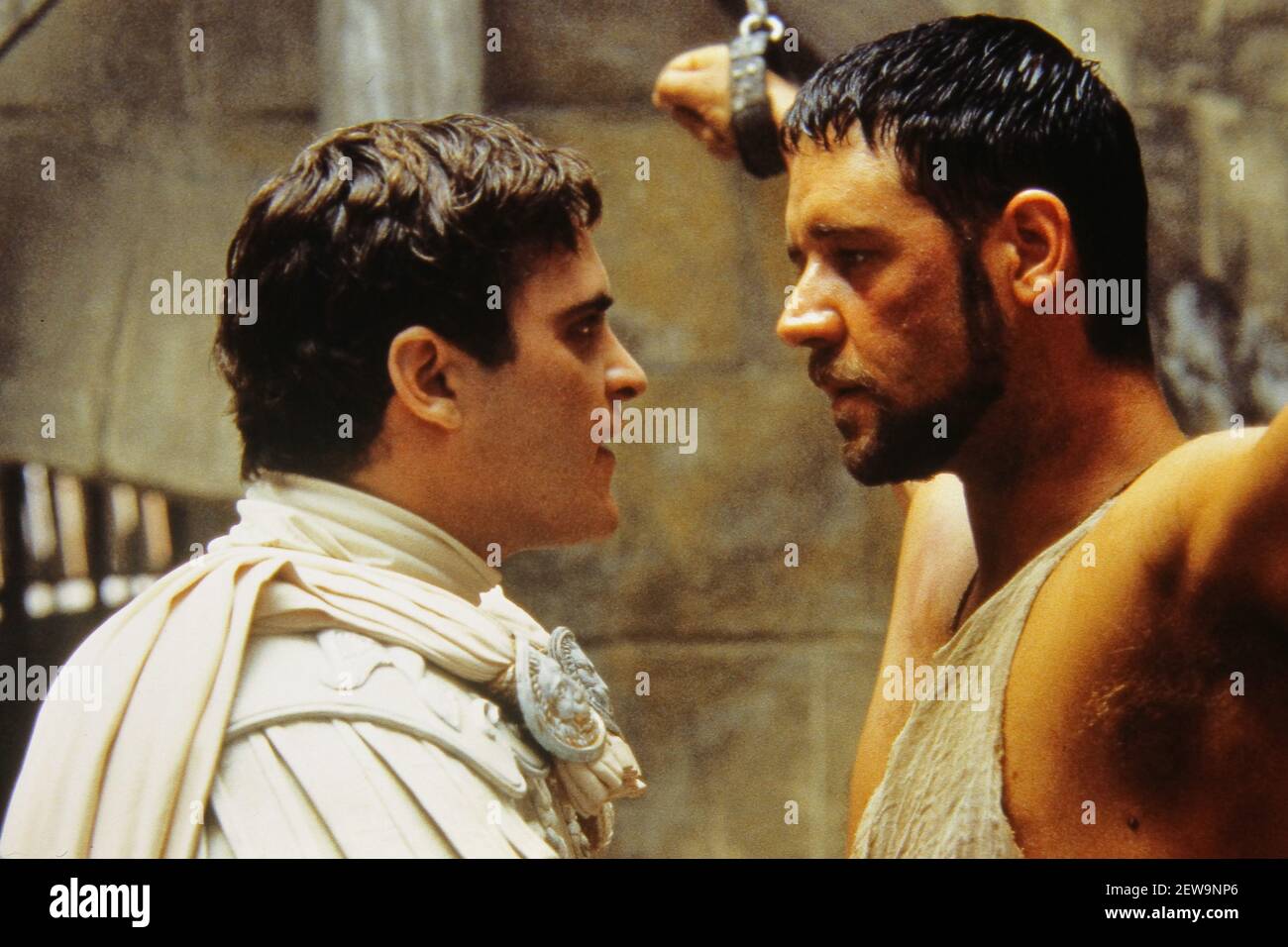 Joaquin Phoenix, Russell Crowe, 'Gladiator' (2000) DreamWorks Pictures . Photo Credit: Jaap Buitendijk/DreamWorks Pictures /The Hollywood Archive -  File Reference # 34082-692THA Stock Photo