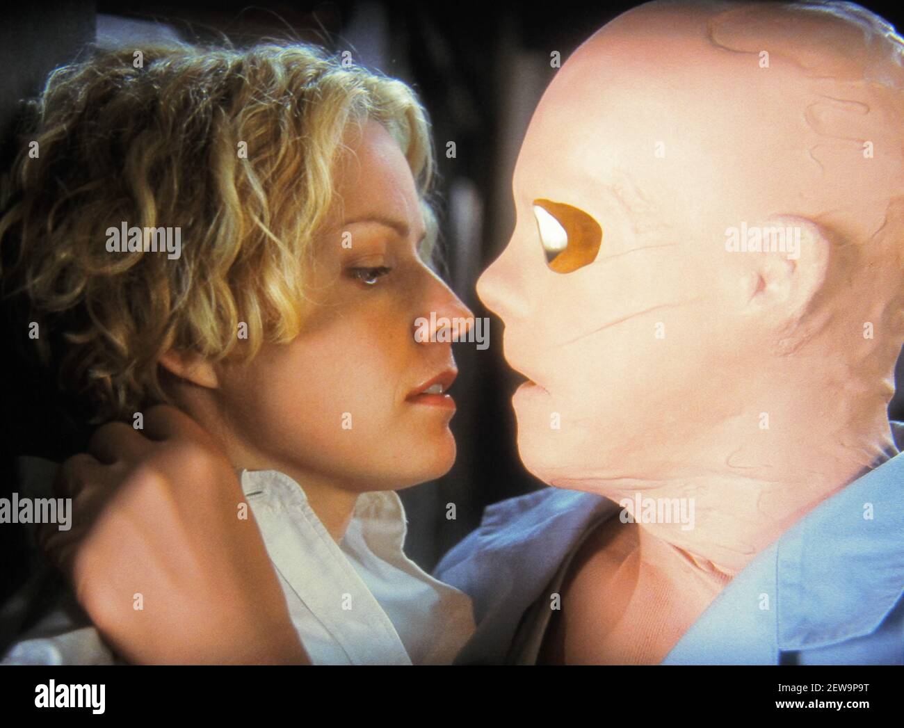 Elisabeth Shue, Kevin Bacon, "Hollow Man" (2000) Columbia Pictures