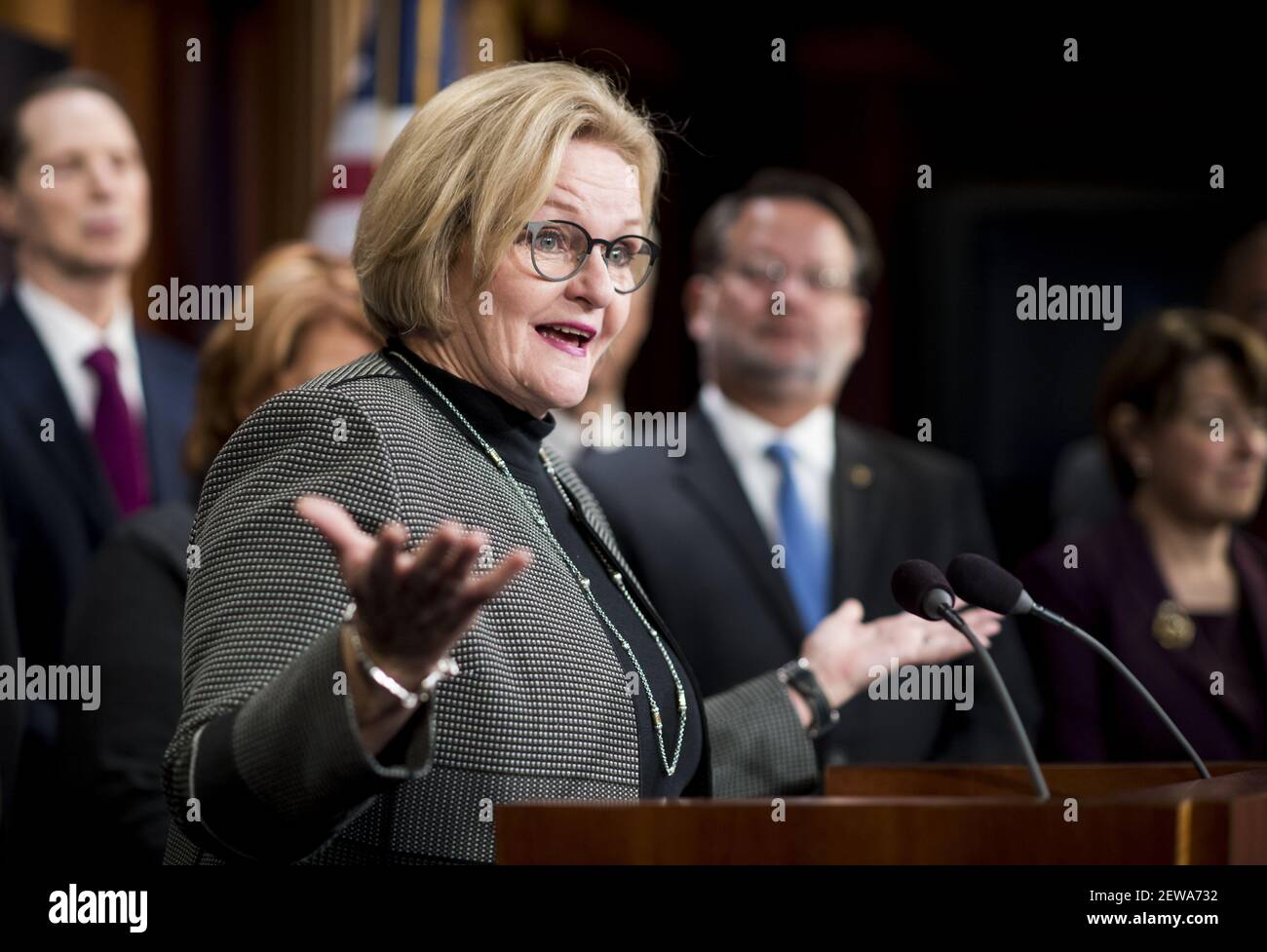 UNITED STATES - NOVEMBER 28: Sen. Claire McCaskill, D-Mo., speaks during the Senate Democrats news conference on tax reform in the Capitol on Tuesday, Nov. 28, 2017. (Photo By Bill Clark/CQ Roll Call) Stock Photo