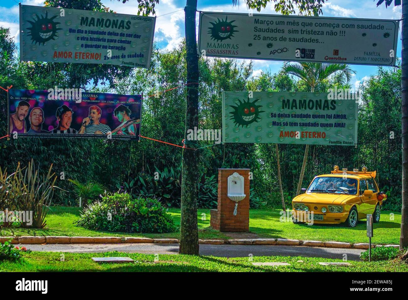 Guarulhos, Sao Paulo, Brasil. 2nd Mar, 2021. (INT) 25 years without  Mammonas Assassinas, Brazilian musical band. March 2, 2021, Guarulhos, Sao  Paulo, Brazil: On March 2, 1996, a tragic plane crash killed, image size:1300x956