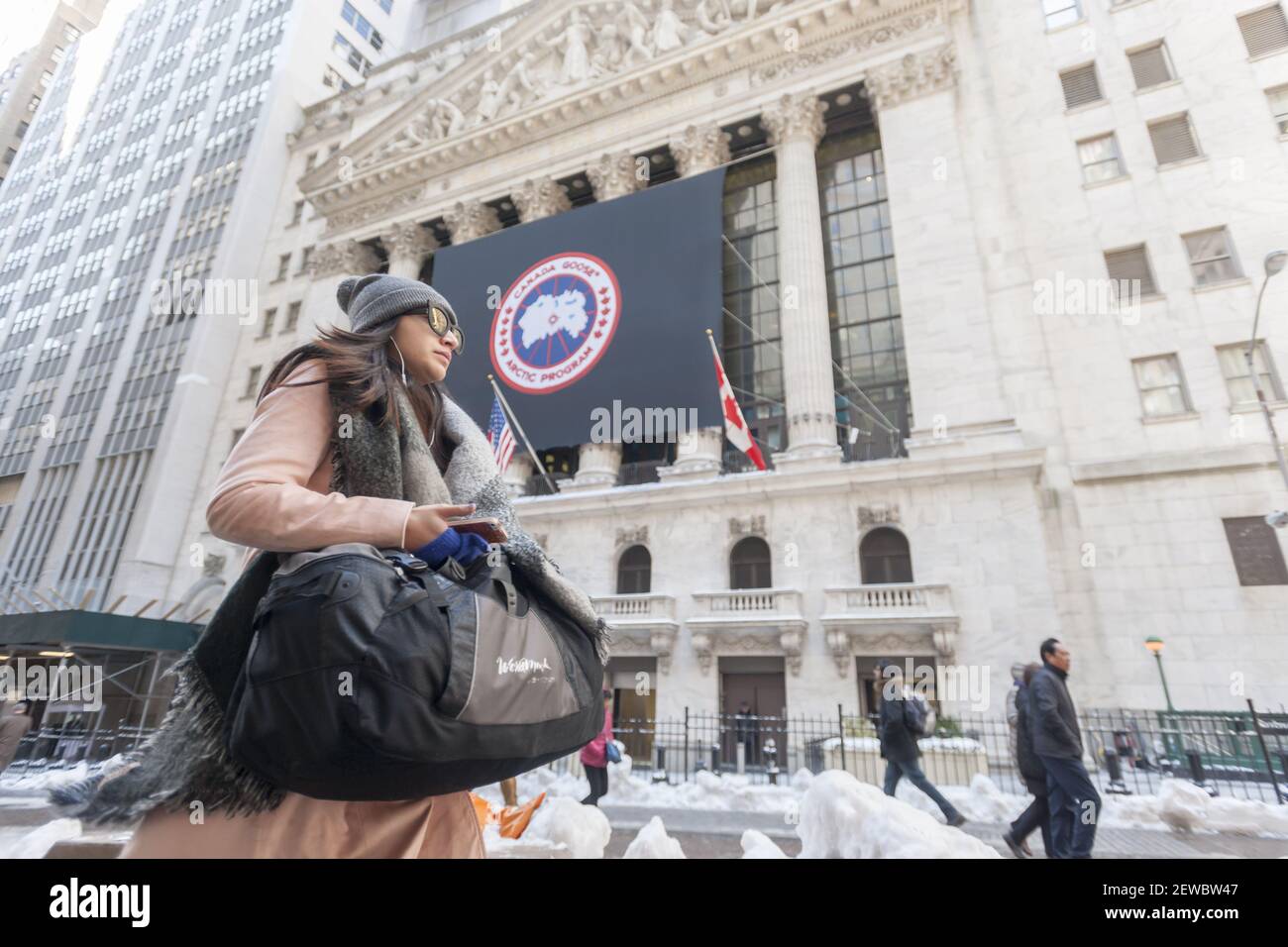 Canada goose parka hi-res stock photography and images - Alamy
