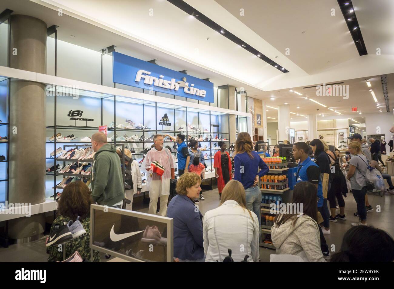 macy's finish line
