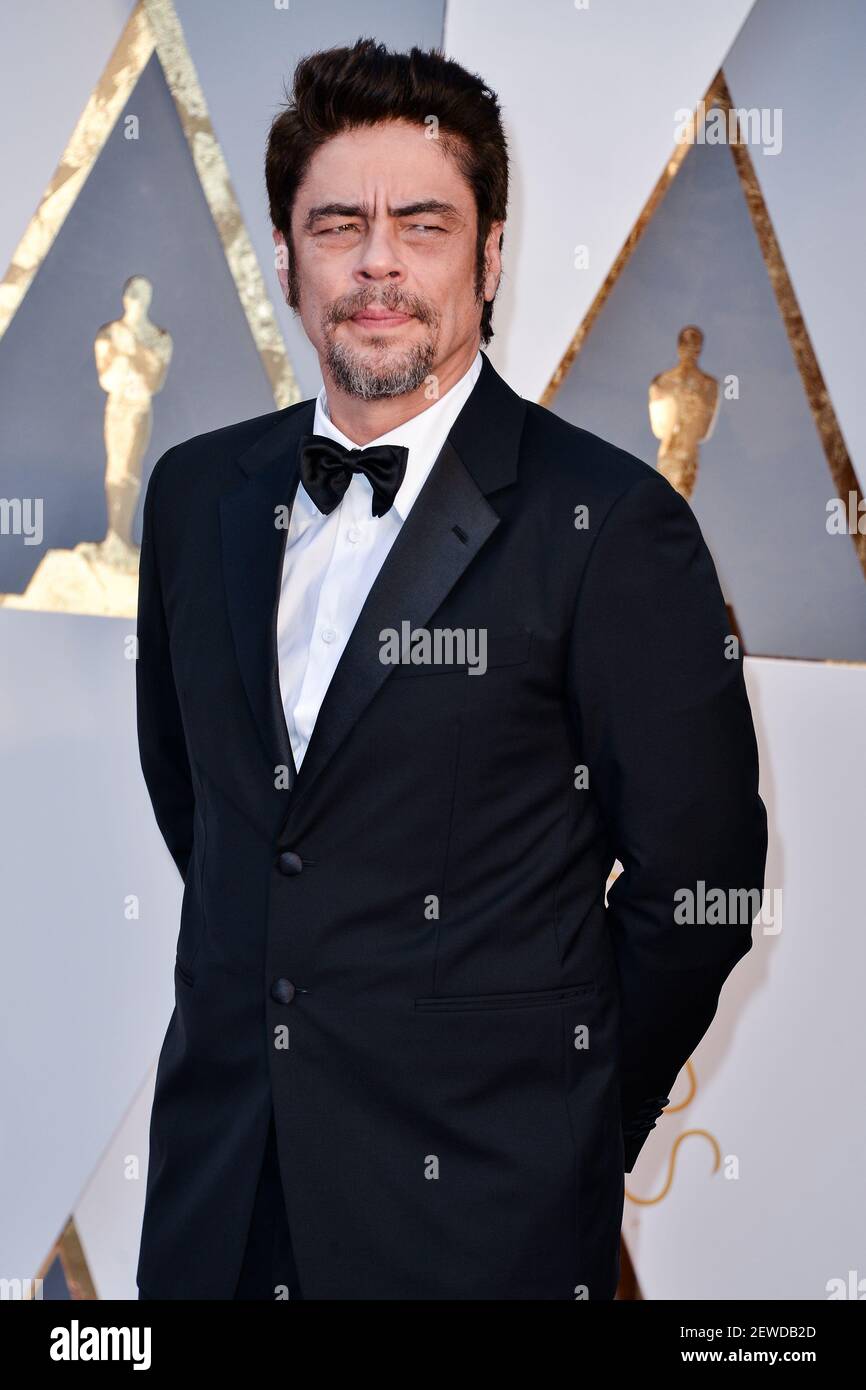 Benicio Del Toro Arriving At The 88th Academy Awards Ceremony Held At benicio-del-toro-arriving-at-the-88th-academy-awards-ceremony-held-at