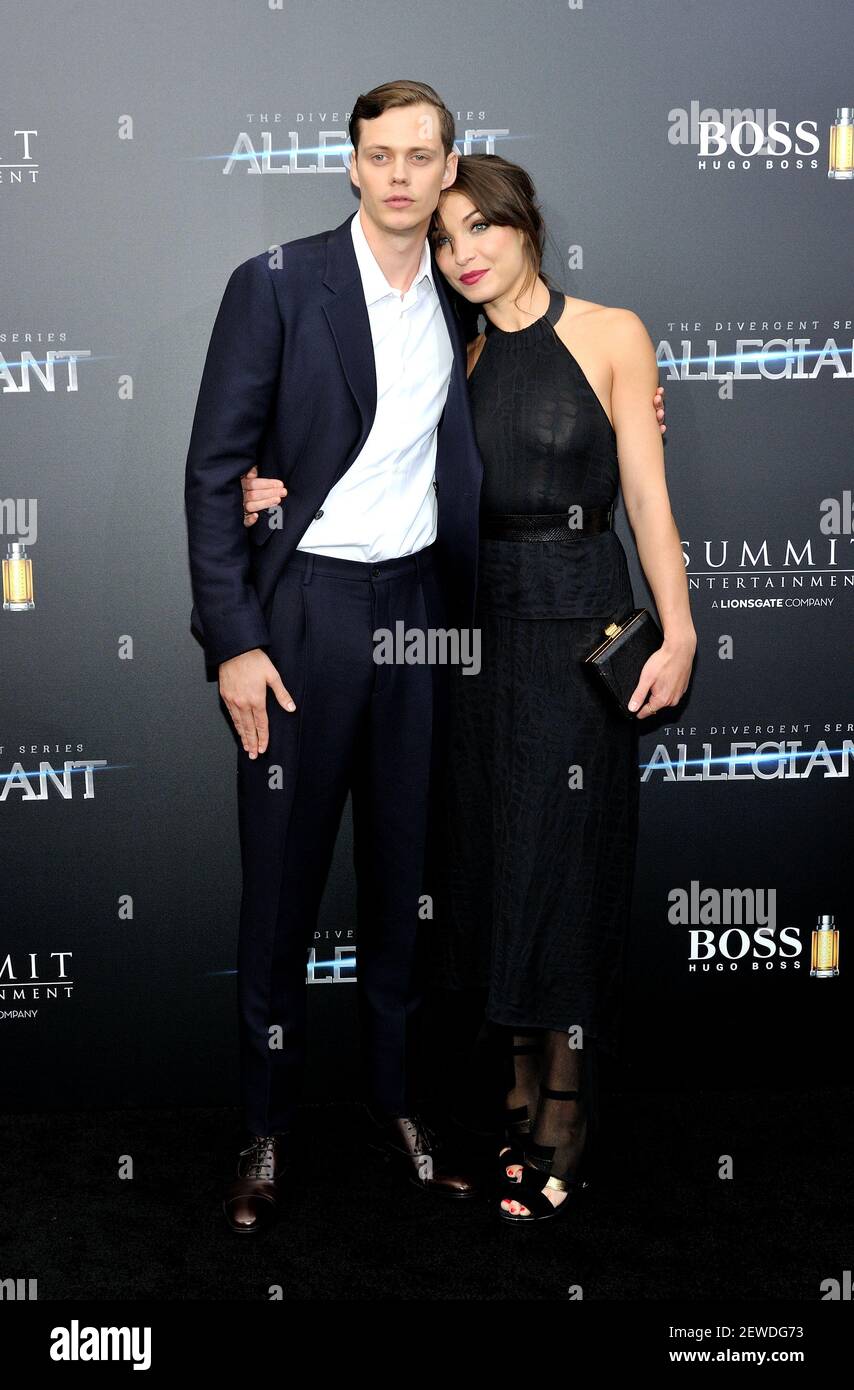 Actor Bill Skarsgård (L) attends the world premiere of "the Divergent  Series: Allegiant" at the AMC Loews Lincoln Square Cinemas in New York, NY  on March 14, 2016 Stock Photo - Alamy