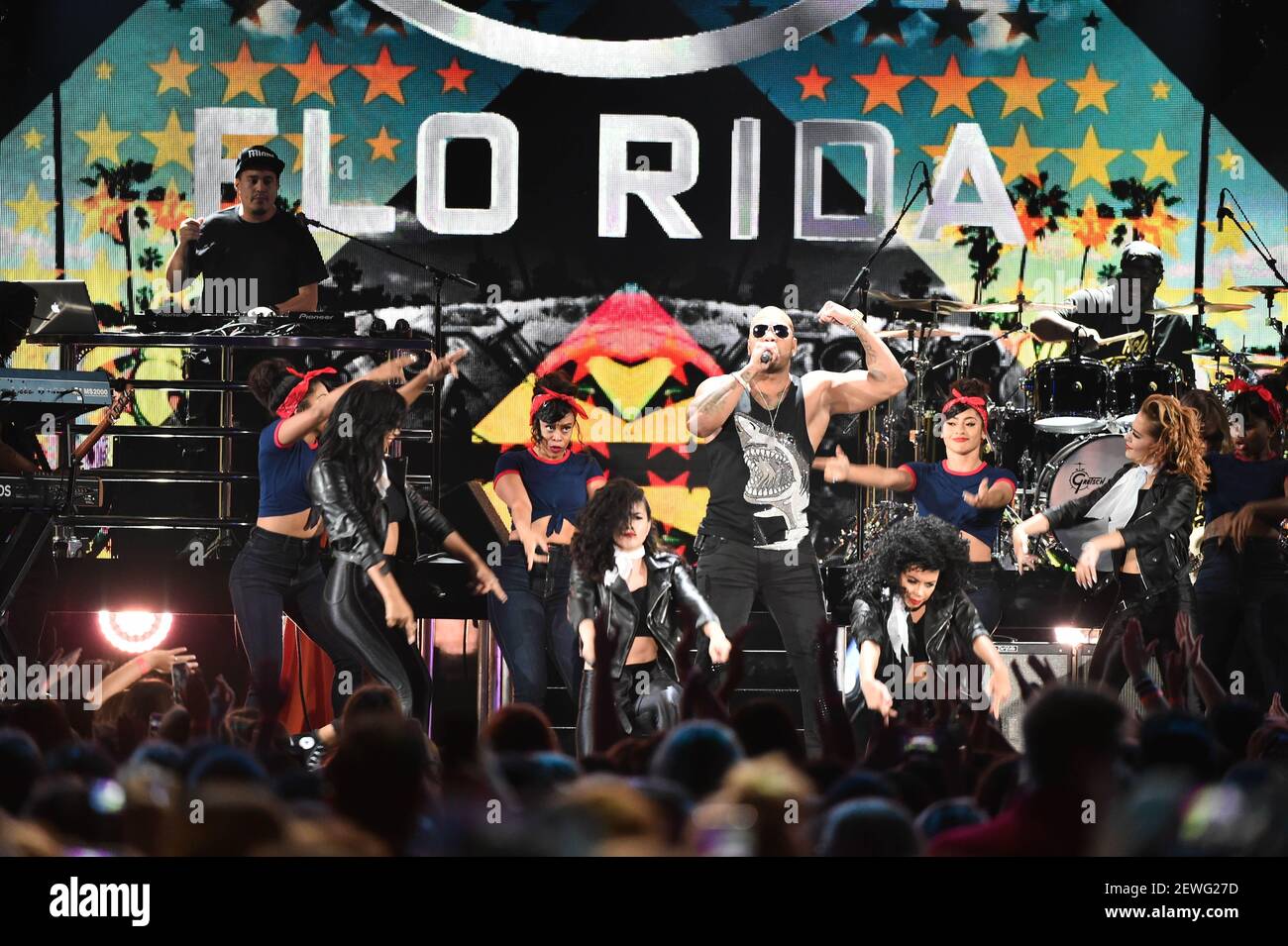 Flo Rida performs onstage at FOX's Teen Choice 2016 at The Forum on ...