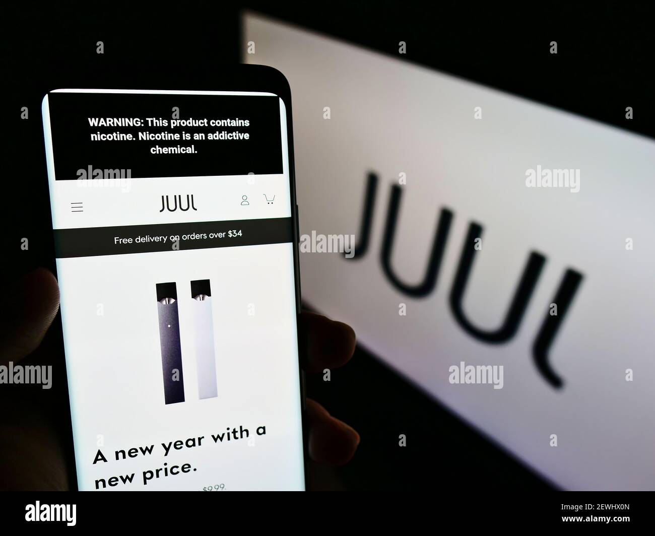 how much is elf bar vape Juul labs hi-res stock photography and images