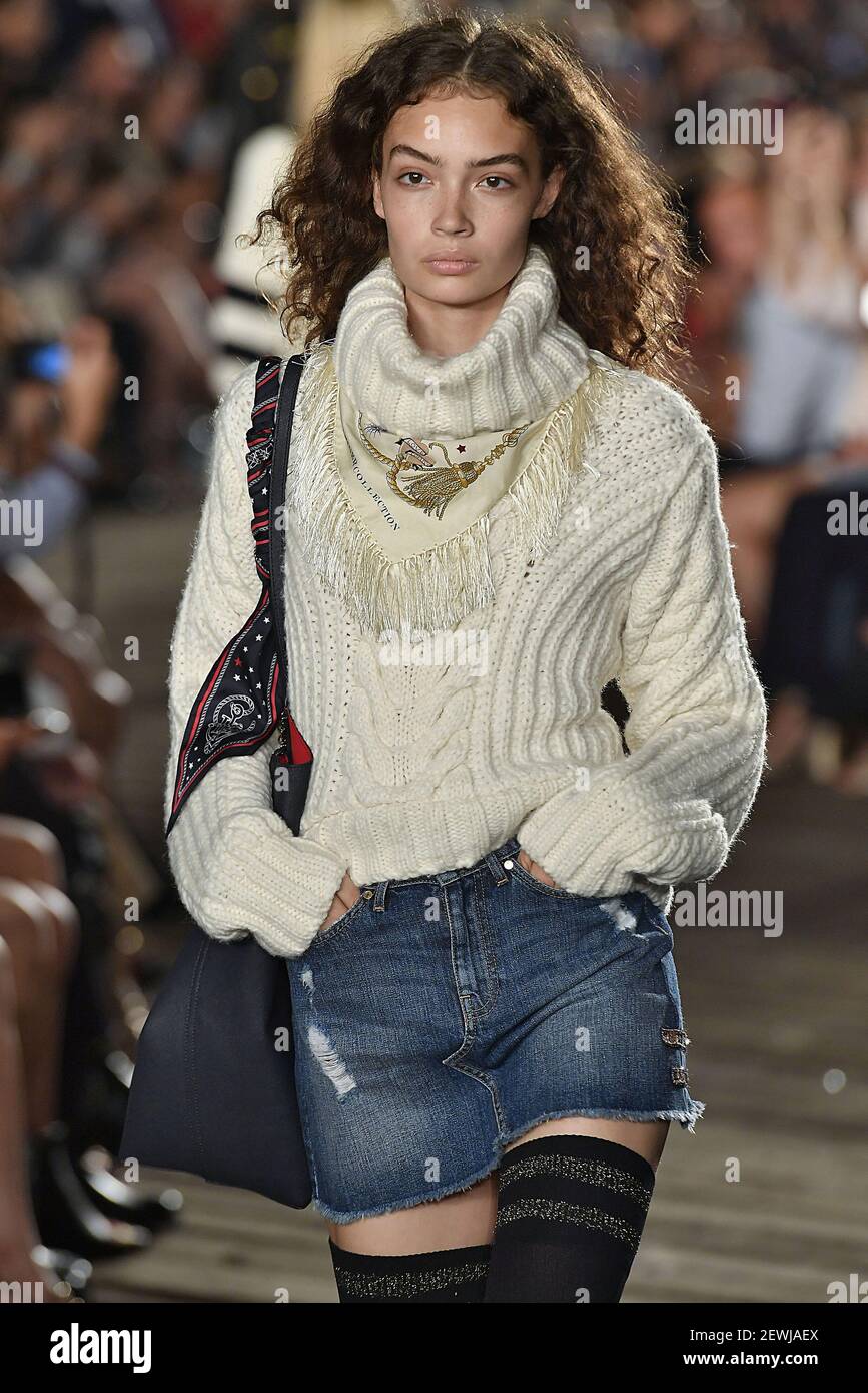 Model attends NY: Tommy Hilfiger New York RTW Spring Summer 2017 on  September 09, 2016 in New York City, USA. (Photo by Jonas Gustavsson) ***  Please Use Credit from Credit Field *** Stock Photo - Alamy