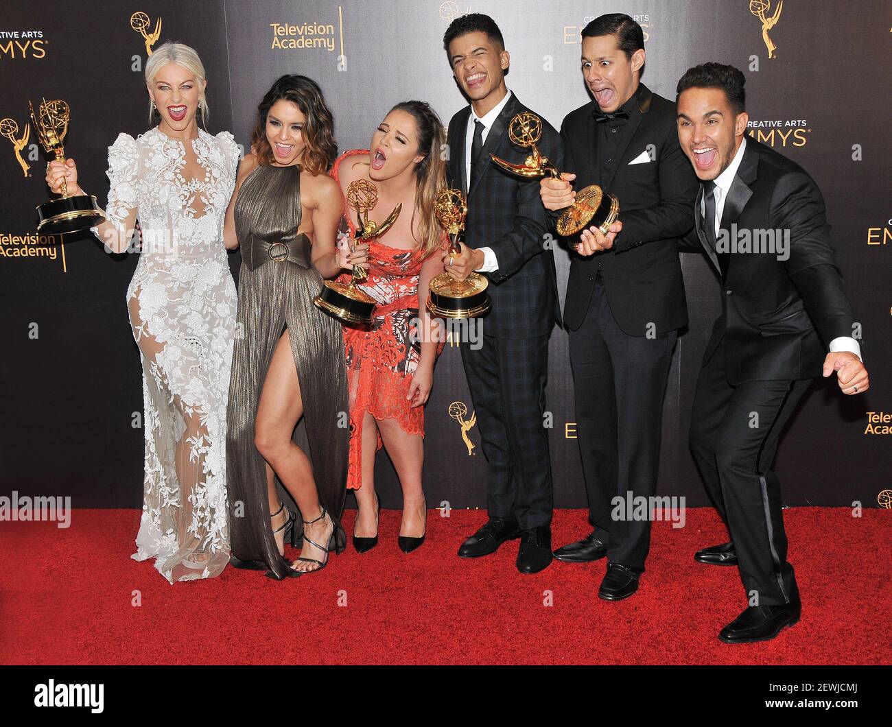 (L-R0 Julianne Hough, Vanessa Hudgens, Kether Donohue, Jordan Fisher
