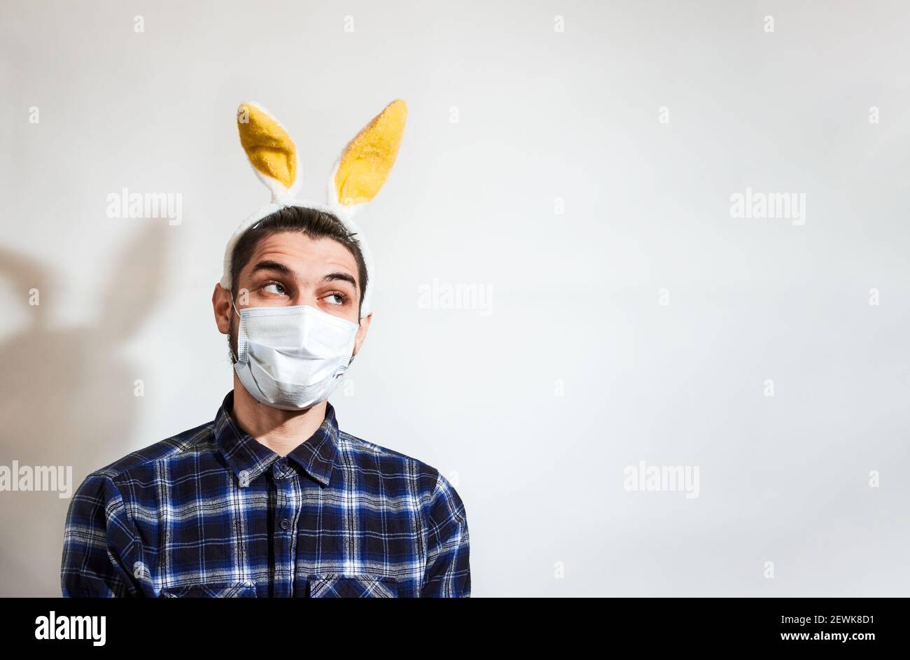 Wearing bunny costume man hi-res stock photography and images - Alamy