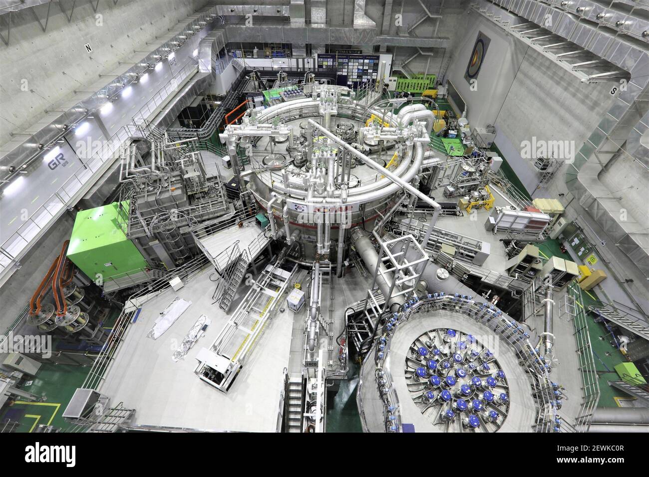 Tokamak Nuclear Fusion High Resolution Stock Photography and Images - Alamy