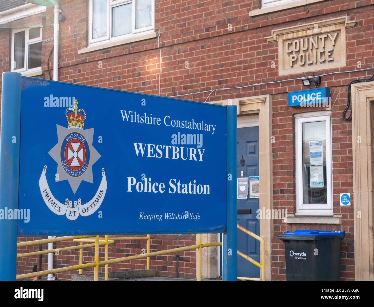 Wiltshire constabulary hires stock photography and images Alamy