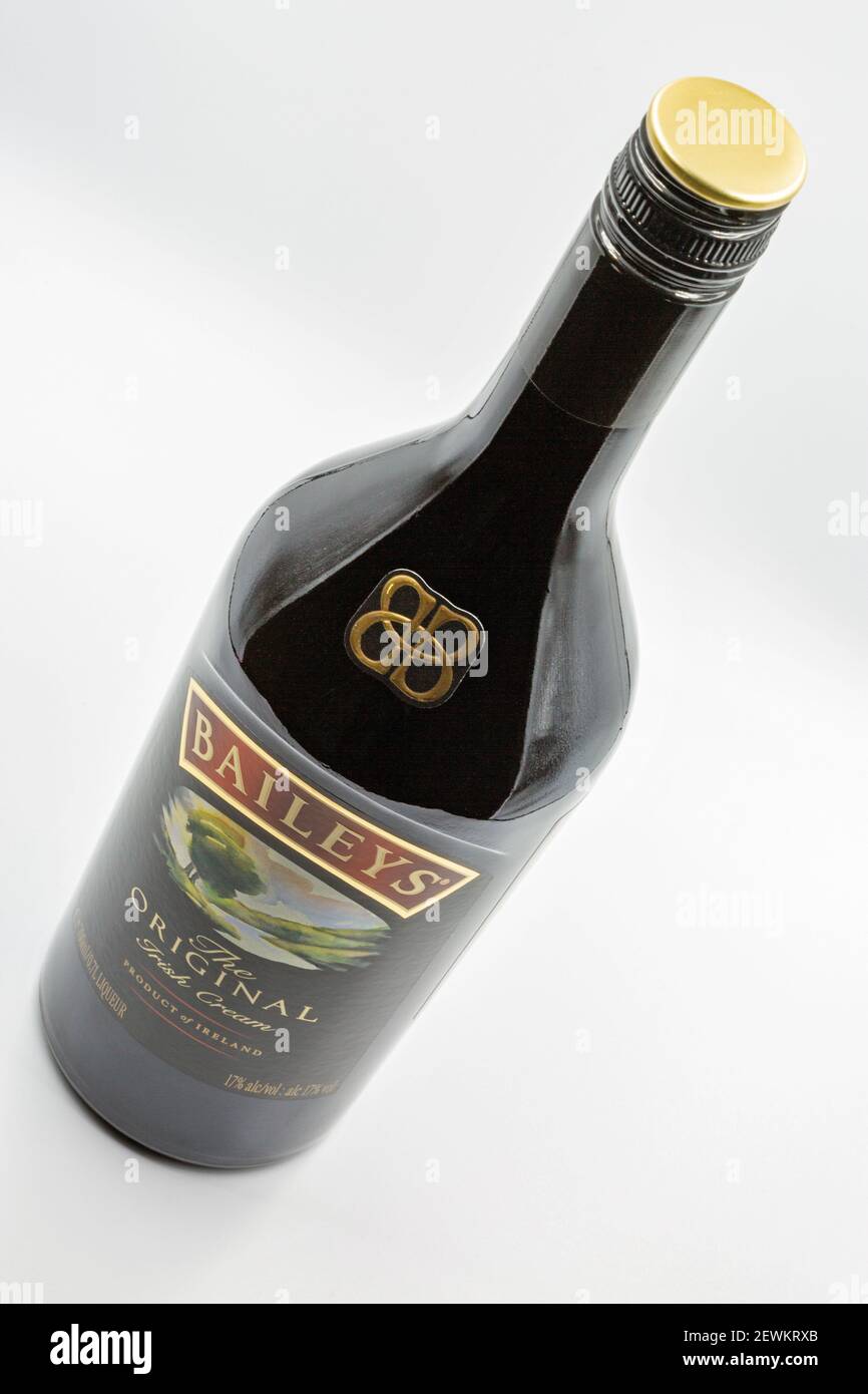 Diageo logo hires stock photography and images Alamy