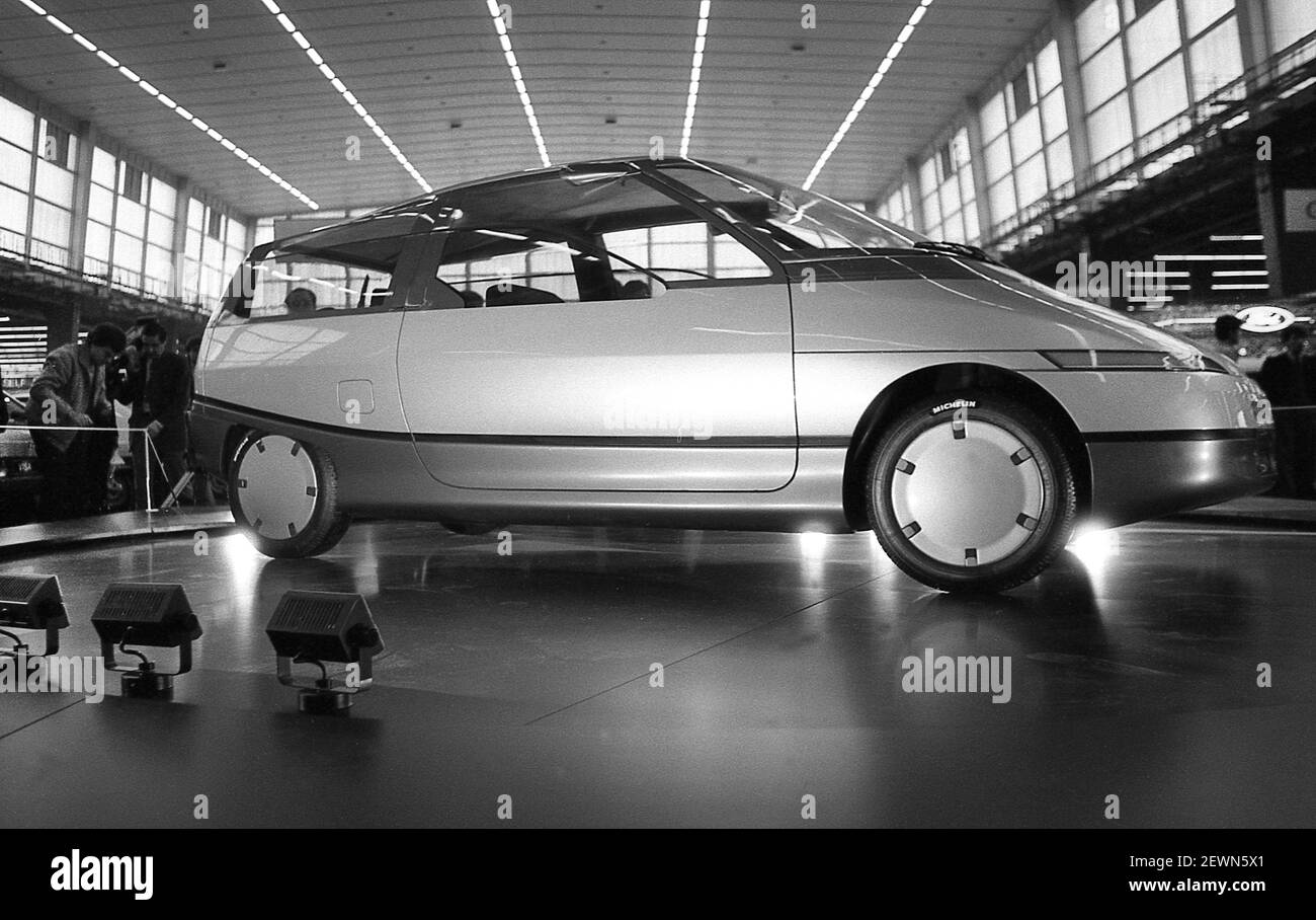 The Paris Auto Salon 1984 Stock Photo Alamy