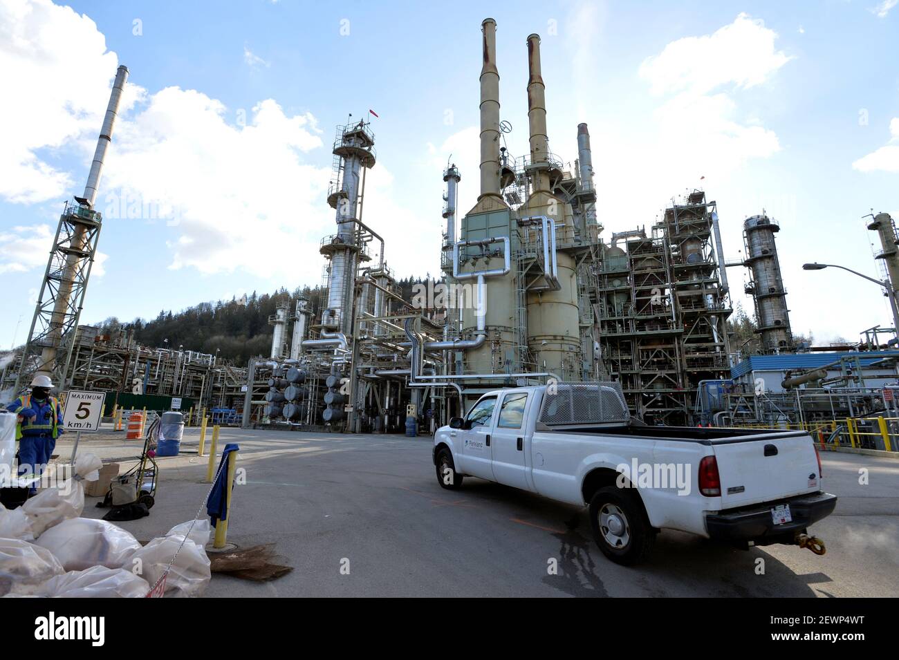Fluid catalytic cracker hires stock photography and images Alamy