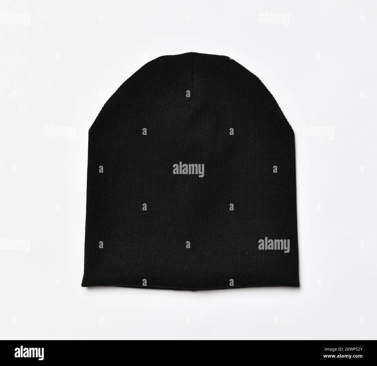 Knitted Beanie Hat in Black - 3314606