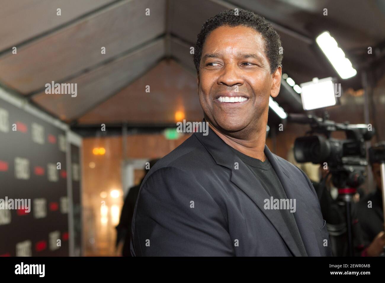 SAN FRANCISCO, CA - December 15 - Denzel Washington attends Fences ...