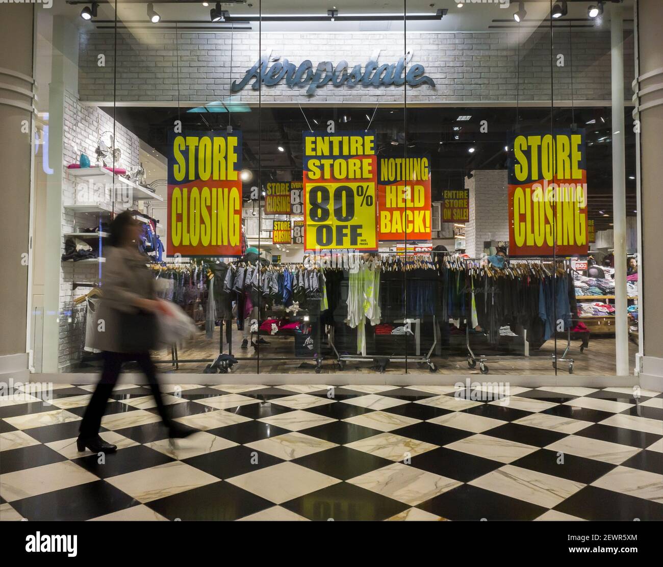 The AÃ©ropostale store in the Manhattan Mall in New York advertises the  liquidation of existing merchandise on Tuesday, December, 27, 2016. AÃ© ropostale recently filed for Chapter 11 bankruptcy protection after 13  straight